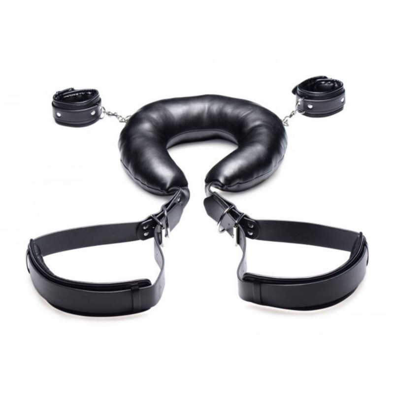 Adjustable Position Strap Set With Cuffs fra Strict
