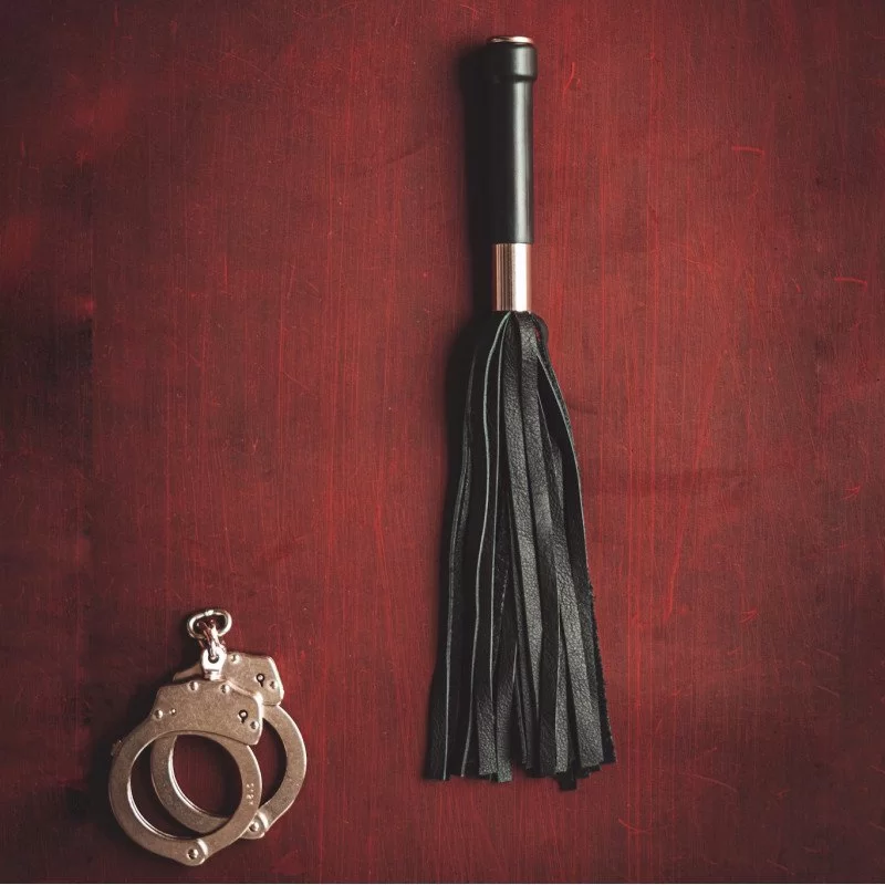 Flogger Intimpisk fra Made By Lei