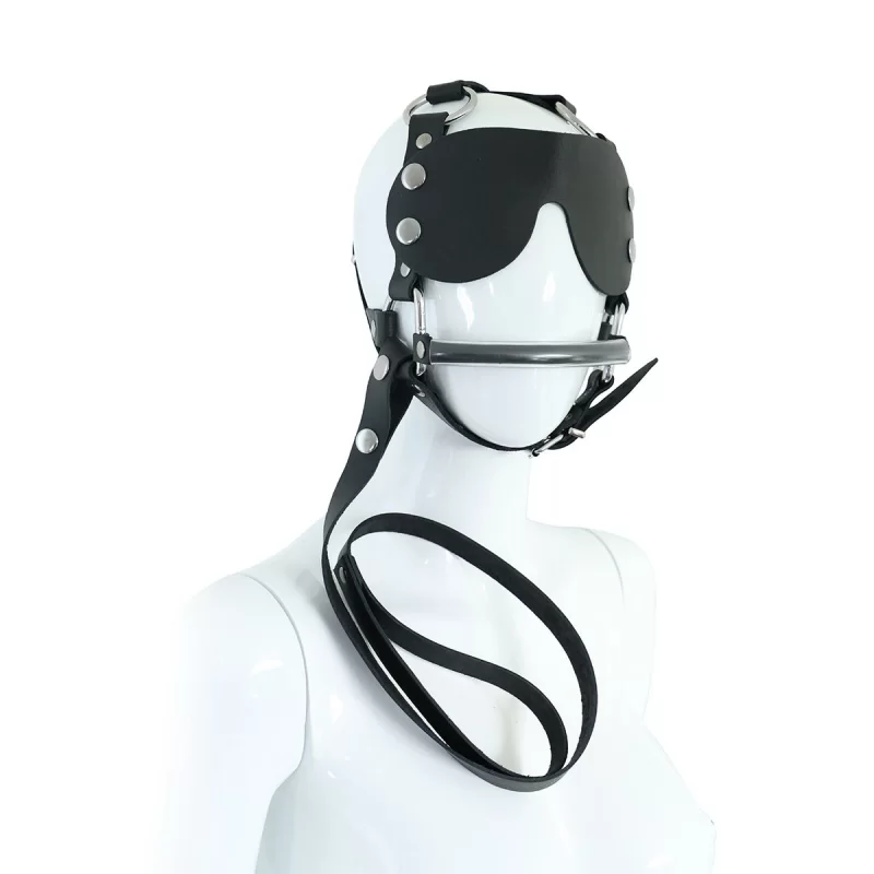 Leather Head Harness With Eye Patch And Leash fra Made By Lei